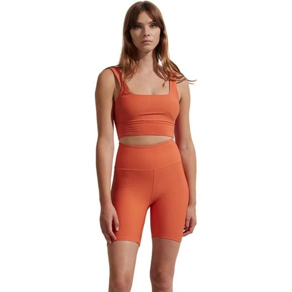 Varley • Let’s Move Rib Short 7” - Picture 2 of 3